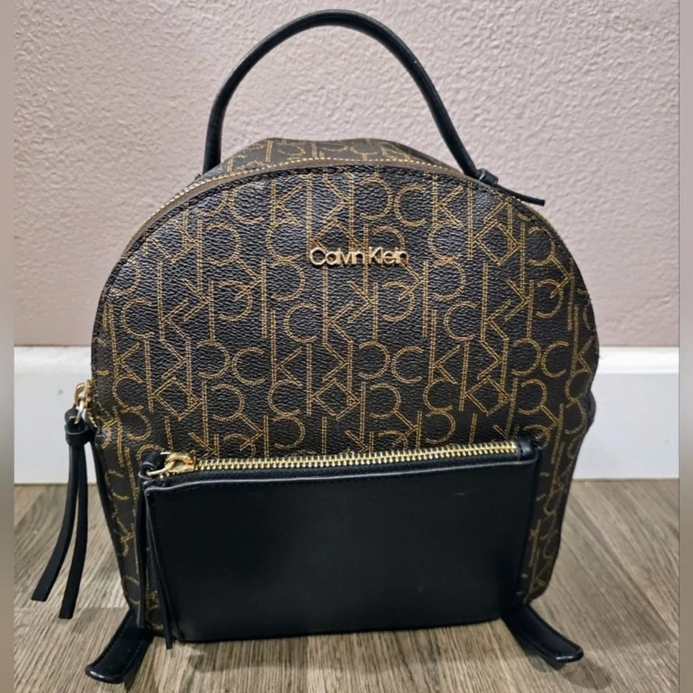 CALVIN KLEIN Jessie Organizational Backpack, EUC